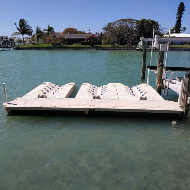 90864101_668707147236060_6888918133063548928_o